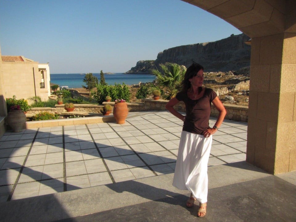 Von dieser Frau weiß ich: sie wird wiederkommen! Lindian Dream Seaside Resort