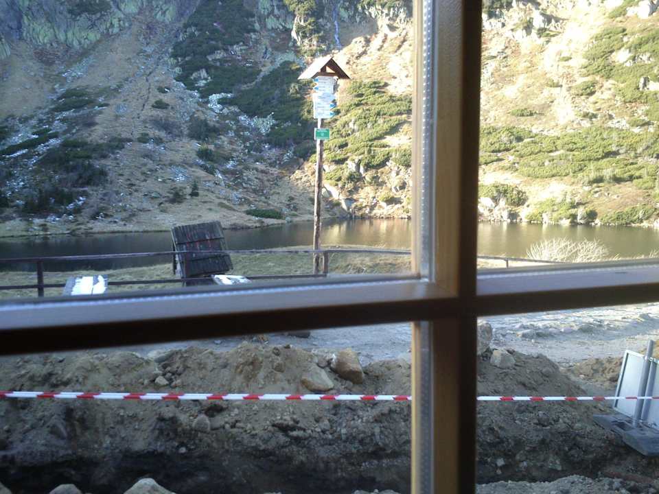 Widdok z okna reestauracji Schronisko PTTK Samotnia