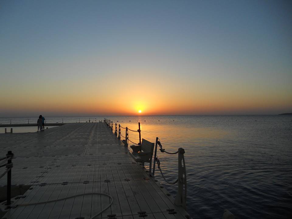 Sonnenaufgang Pickalbatros Palace Resort