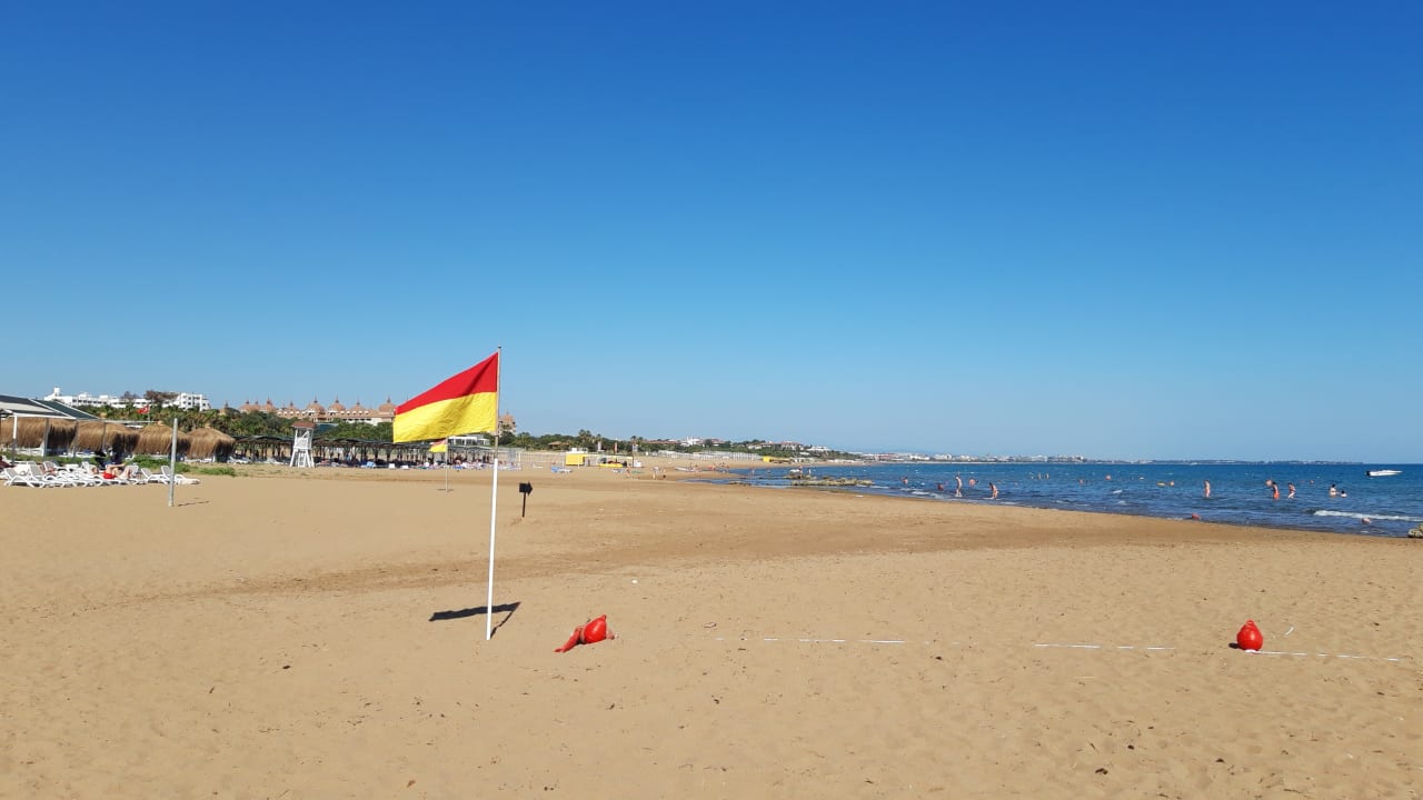 Strand Mary Hotel Side