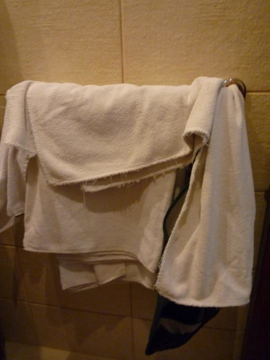 "frische" Handtücher Alara Hotel