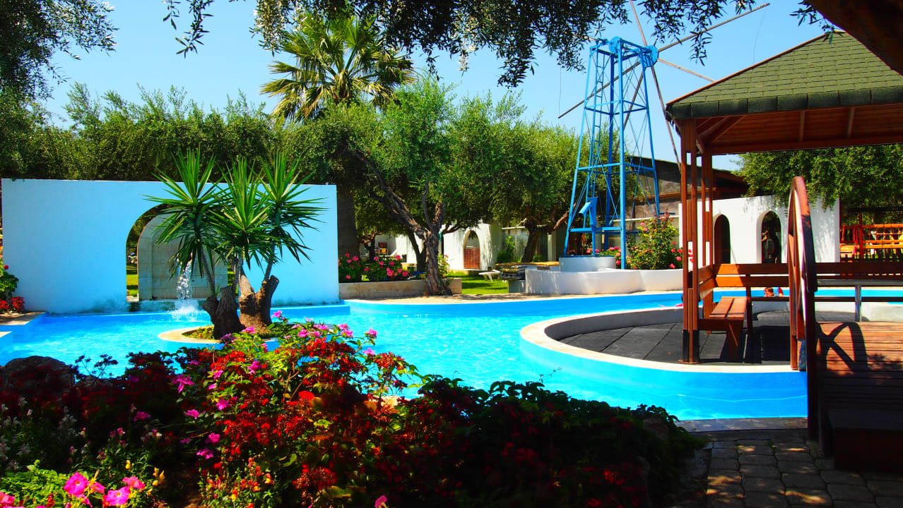 Drugi basen TUI KIDS CLUB Alex Beach