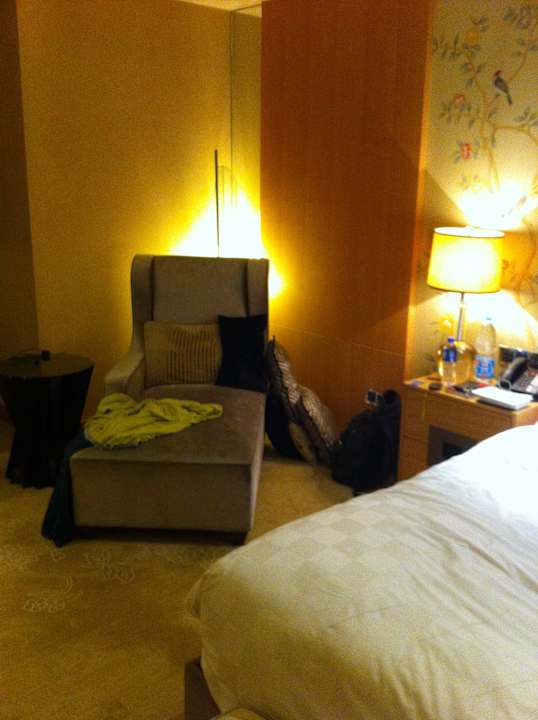 Blick auf Sessel Hotel Sofitel Wanda Beijing