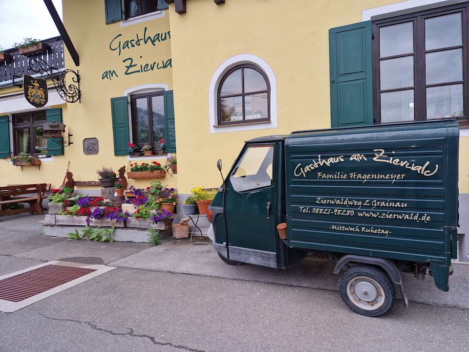 Außenansicht Gasthaus am Zierwald