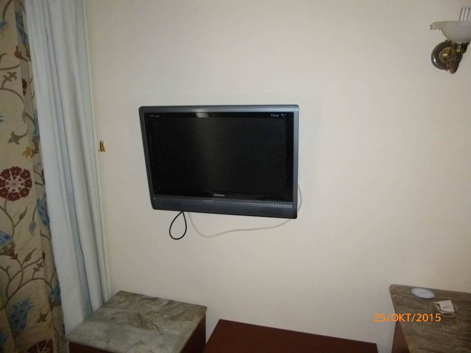 Fernseher Titanic Beach Spa & Aqua Park