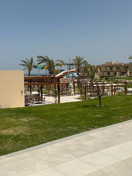 Außenansicht JAZ Elite Asteria