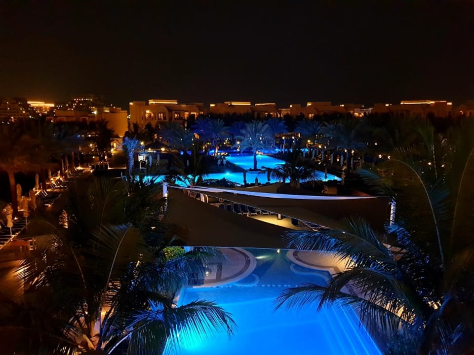 Pool DoubleTree by Hilton Resort & Spa Marjan Island