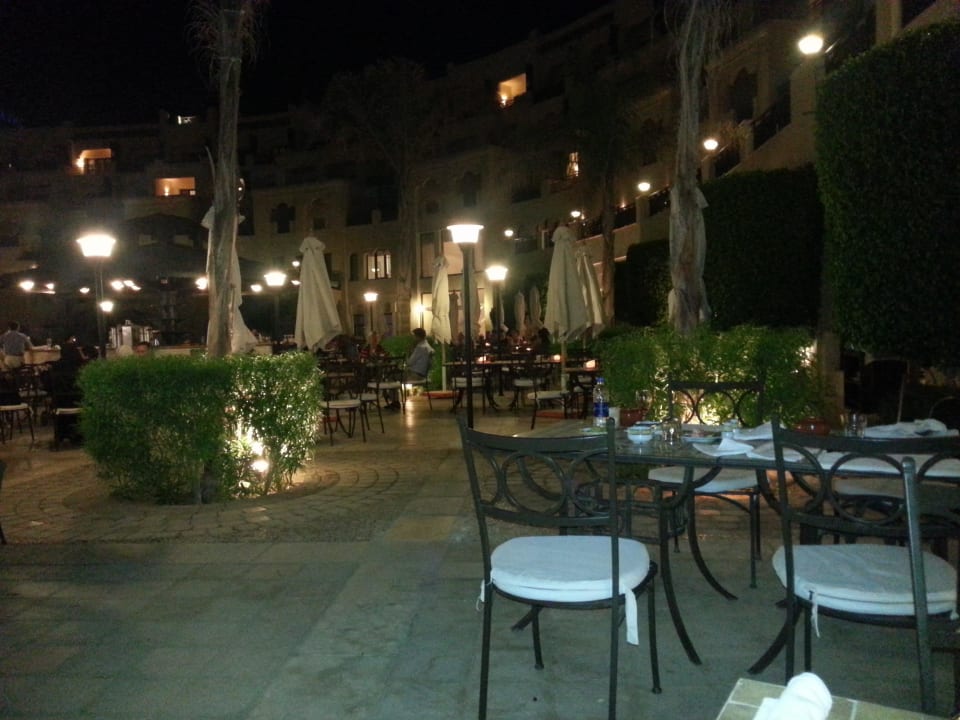 Aussenterrasse Steigenberger ALDAU Beach Hotel