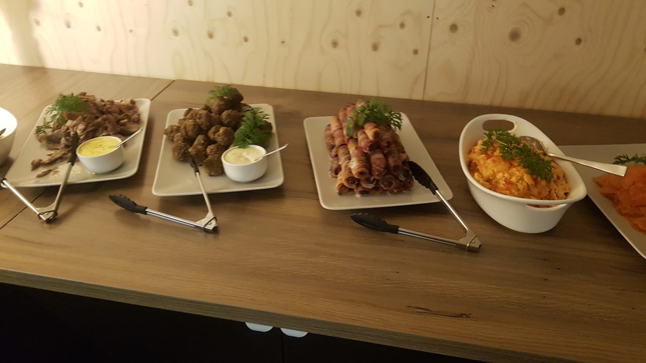 Gastro Countryhotel Sveinbjarnargerdi