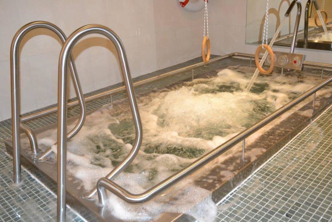 Watertherapy Pool Hillsite Hotel Flims