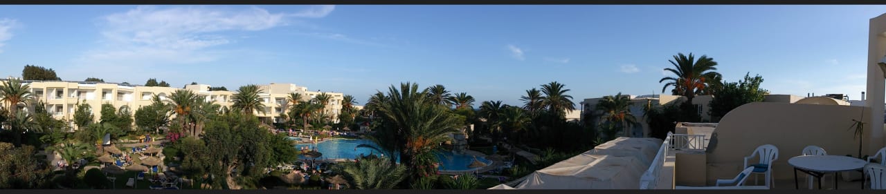 Вид на active pool TUI MAGIC LIFE Africana