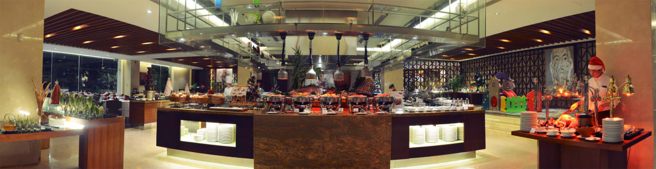 Restaurant Hotel Crowne Plaza West Hanoi