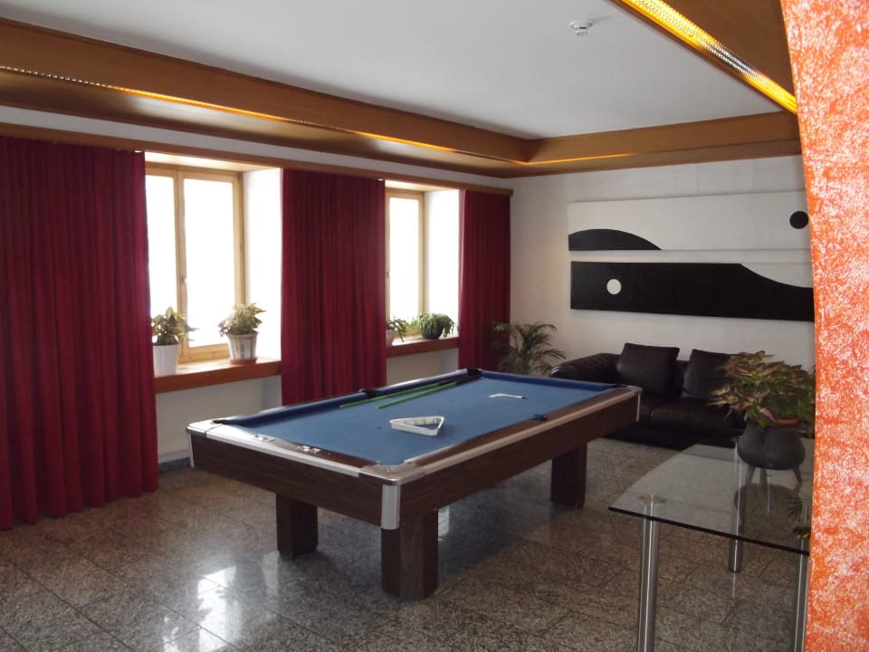 Billard  Hotel Grischuna