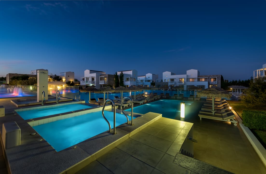 Pool Diamond Deluxe Hotel & SPA