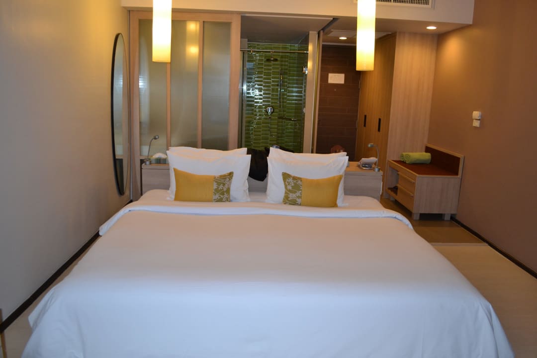 Großes Doppelbett The Sands Khao Lak by Katathani
