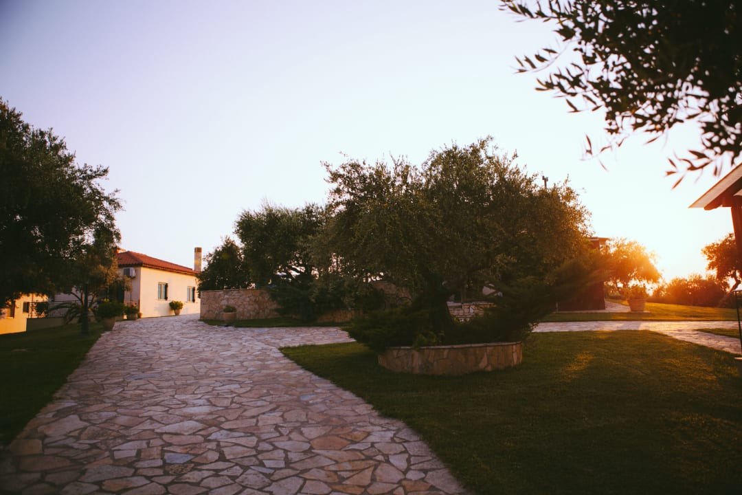 Gartenanlage Vigla Village Hotel Aparts Resort