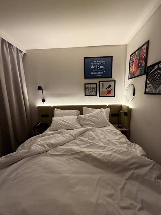 Zimmer Hampton By Hilton Lyon Airport