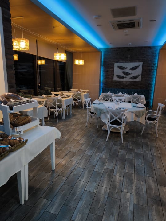 Gastro Luna Blanca Resort & Spa