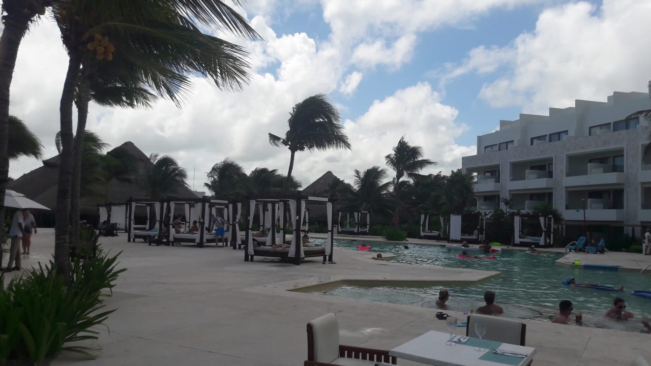Pool Akumal Bay Beach & Wellness Resort