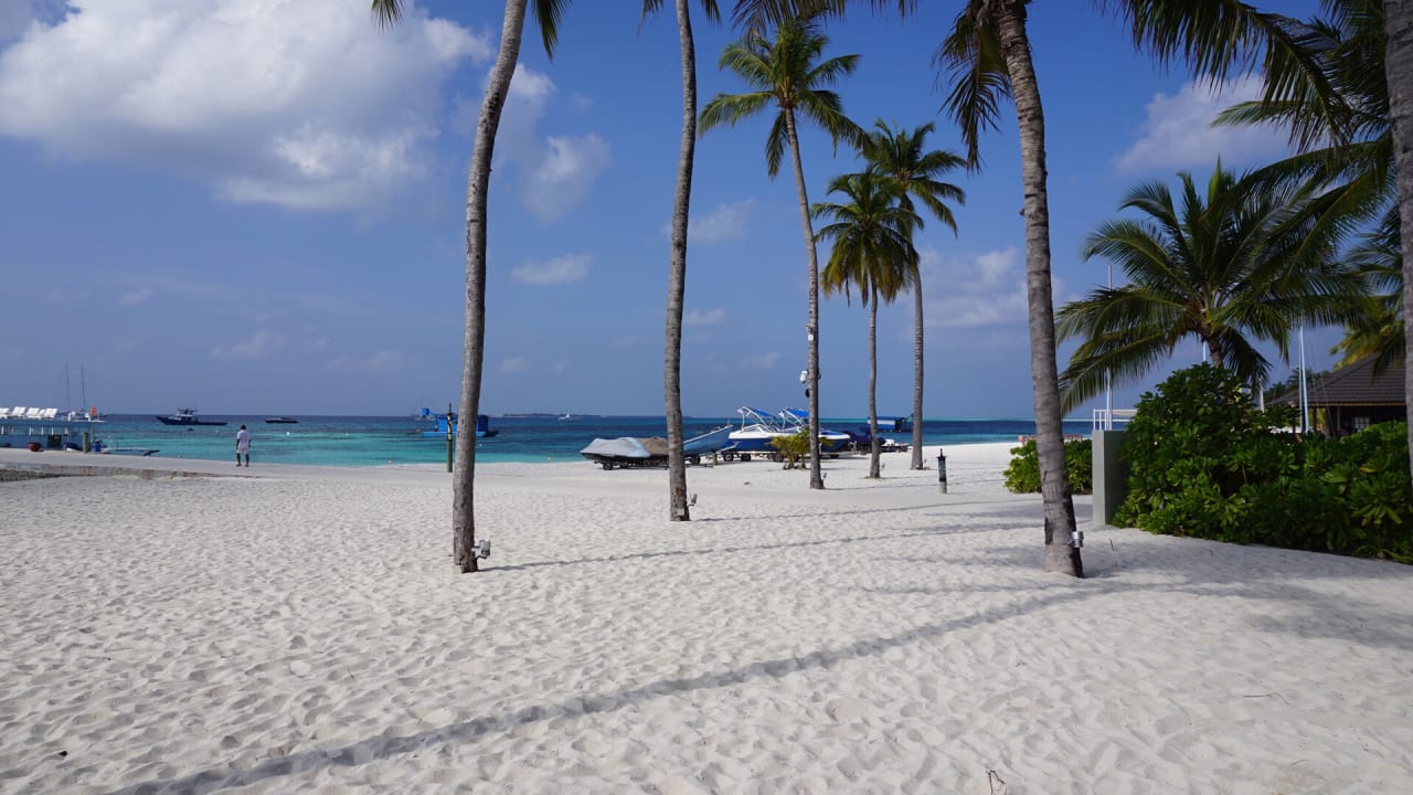Strand Kuredu Island Resort & Spa