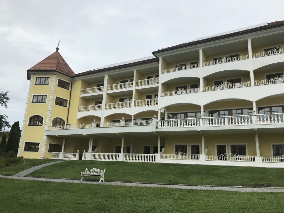 Außenansicht Hotel Parkschlössl Zu Thyrnau