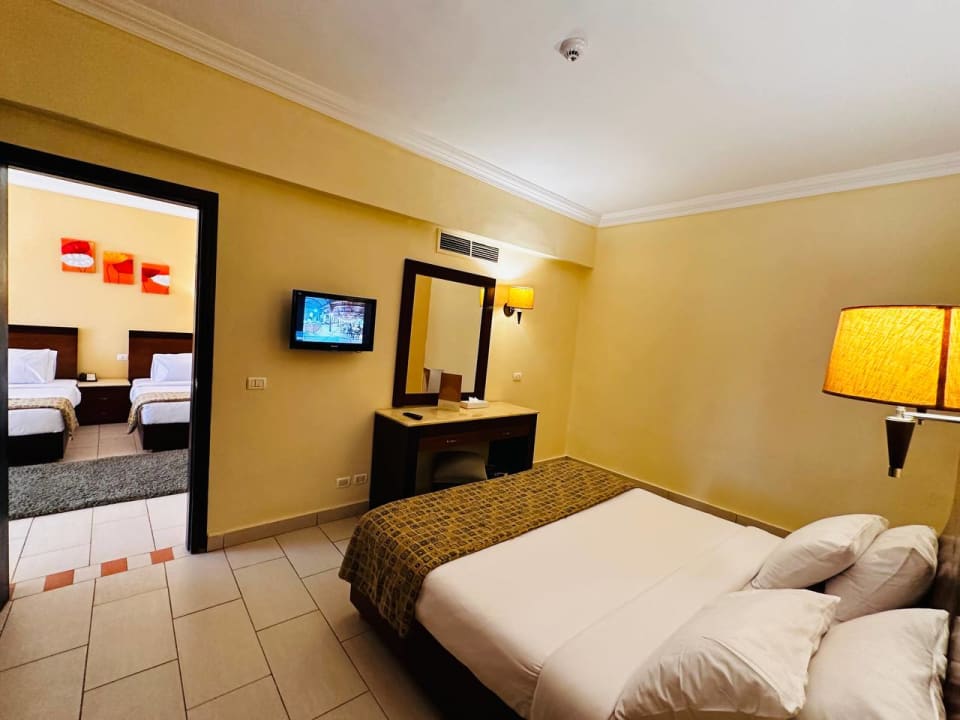 Zimmer Regency Plaza Aqua Park & Spa