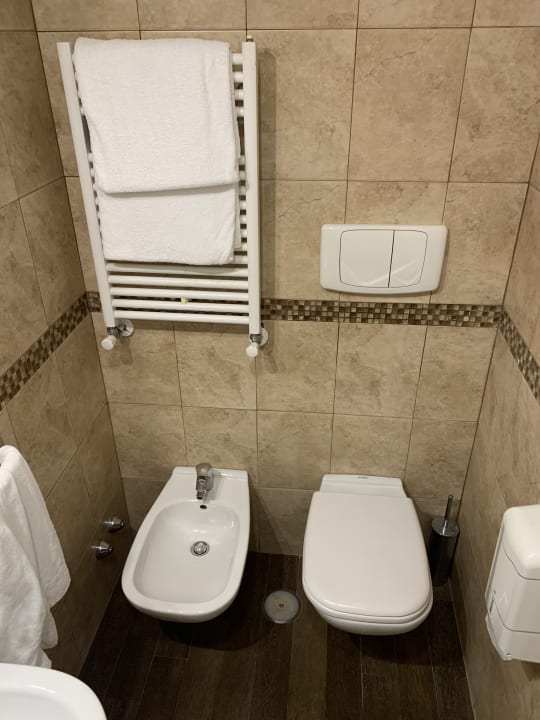 Zimmer Hotel Pantheon Inn