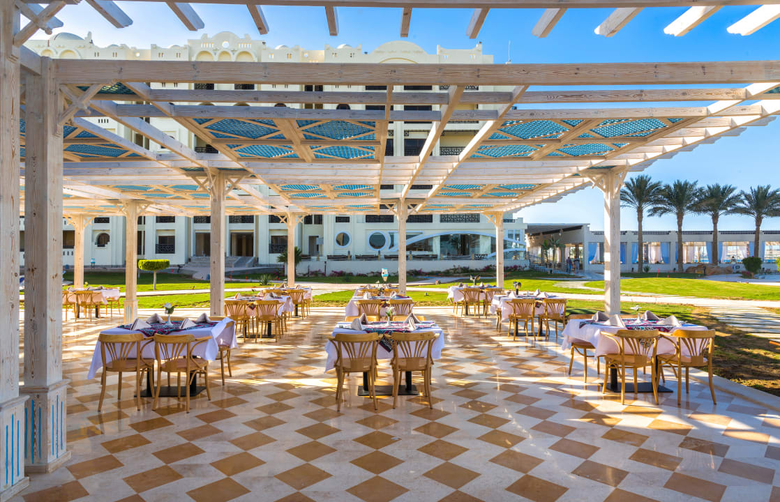 Gastro Gravity Hotel & Aquapark Sahl Hasheesh