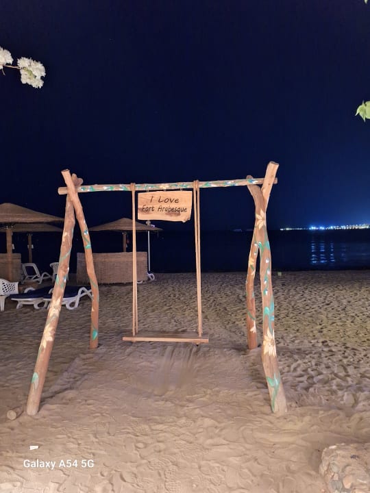 Strand Fort Arabesque Resort, Spa & Villas
