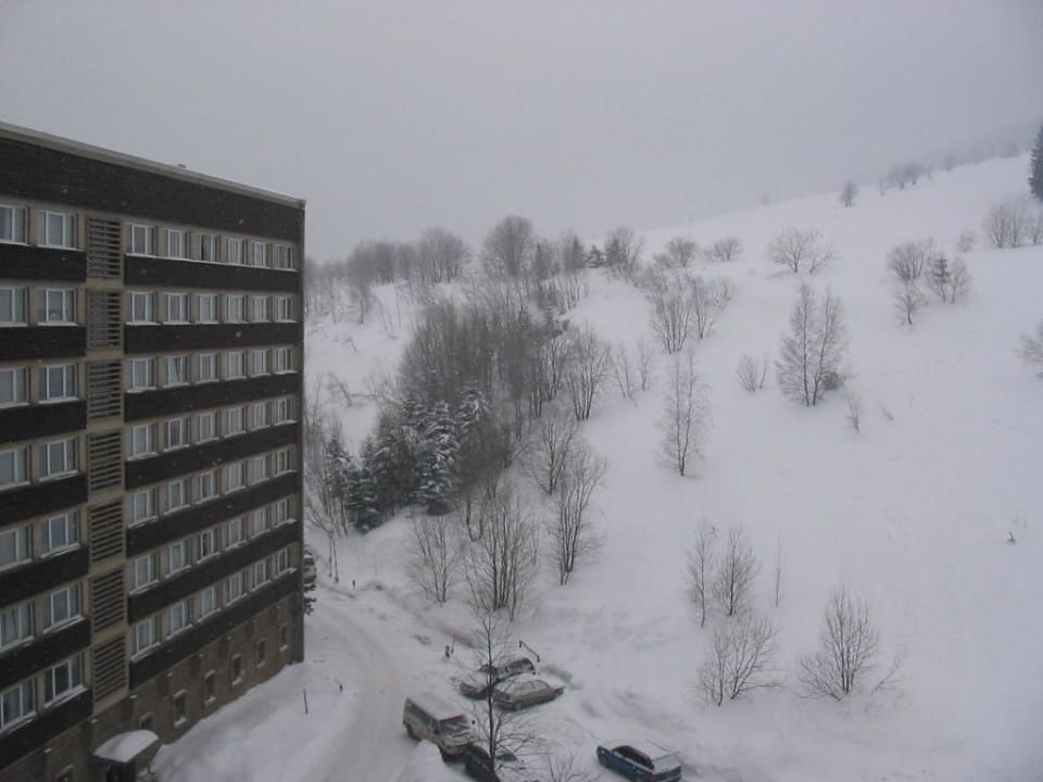 Blick aus dem Zimmer AHORN Hotel Am Fichtelberg