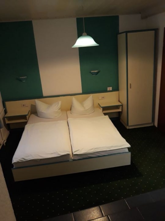 Zimmer Hotel Metzgerei Und Gaststätte Schneider