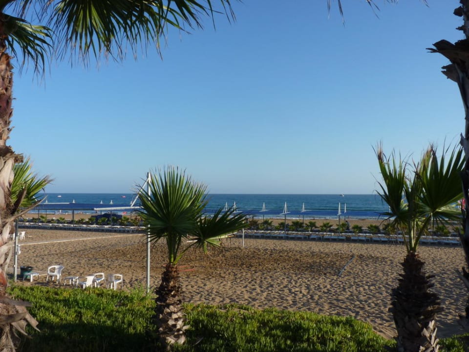 Strand Club Grand Aqua