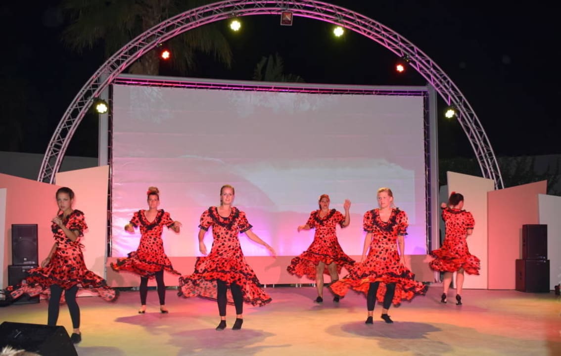 Aufführung Animation 2016 Calimera Sirens Beach