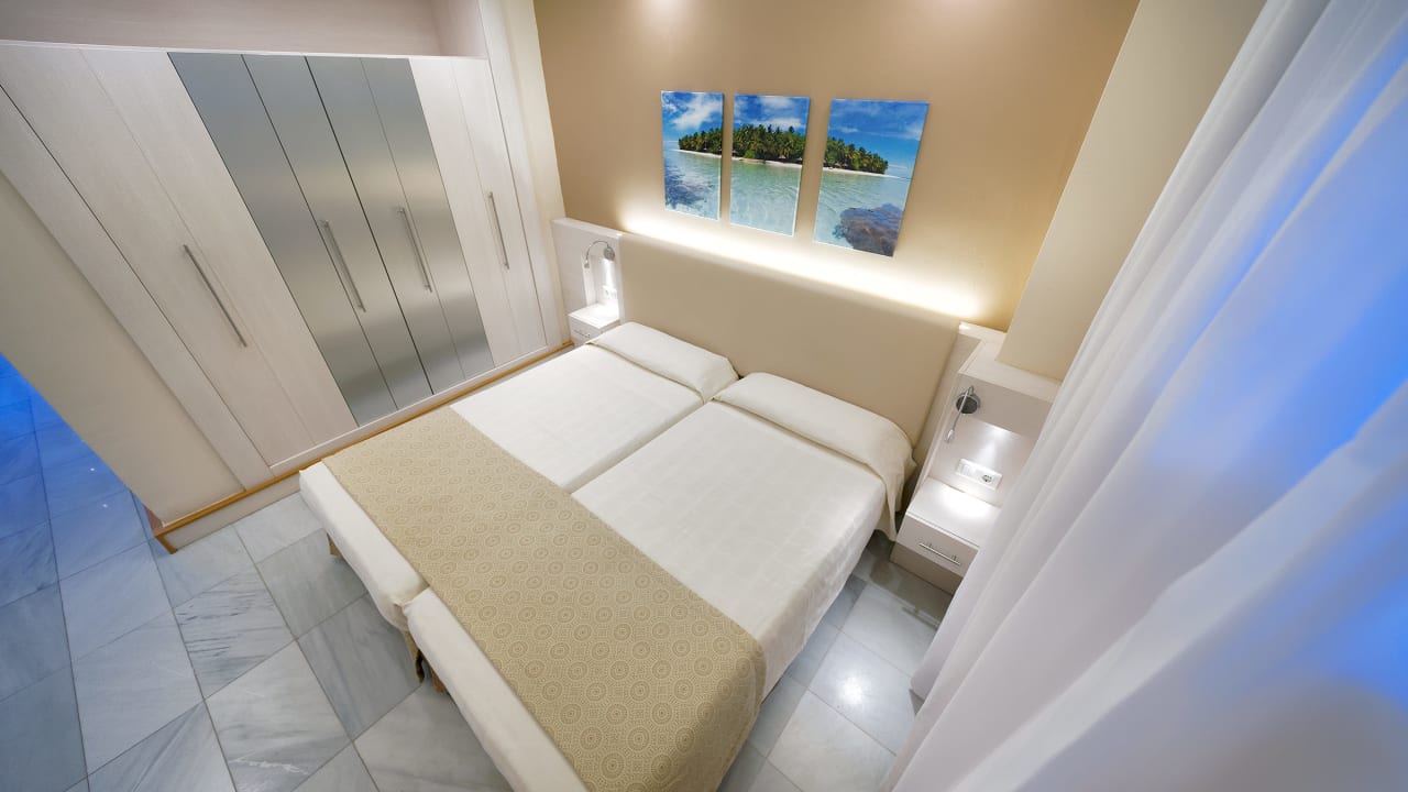 Zimmer Bull Eugenia Victoria & Spa