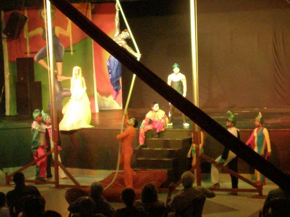 Abendshow in dem Merengue-Theater Grand Palladium Select Bávaro Resort & Spa