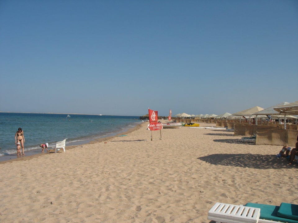 Strand Menaville Safaga