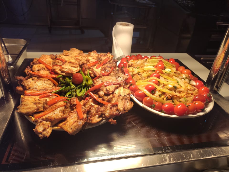 Gastro Royal Taj Mahal Hotel