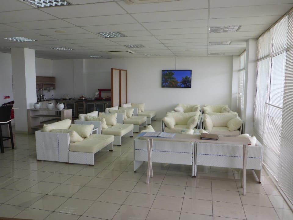 Aiportlounge Kuramathi Maldives