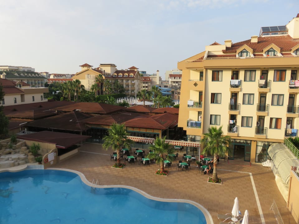 Pool Grand Seker Hotel