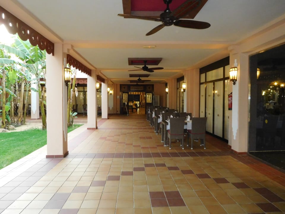 Espargos Aussenbereich Hotel Riu Funana