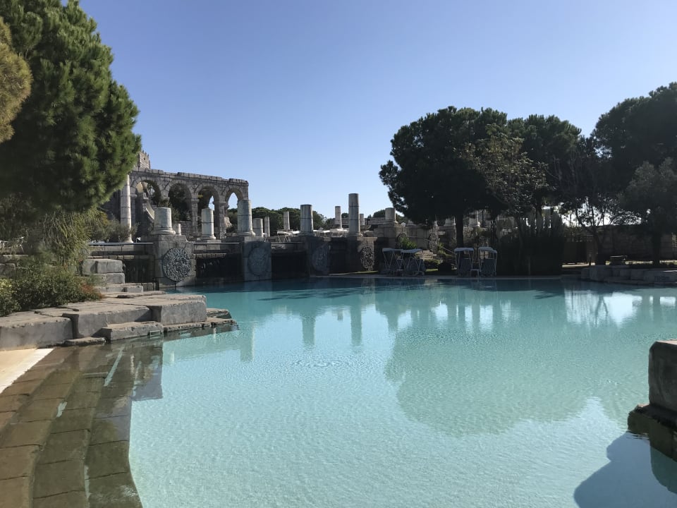 Pool Xanadu Resort Hotel