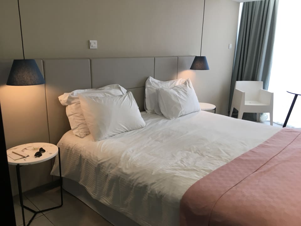 Zimmer Napa Mermaid Hotel & Suites