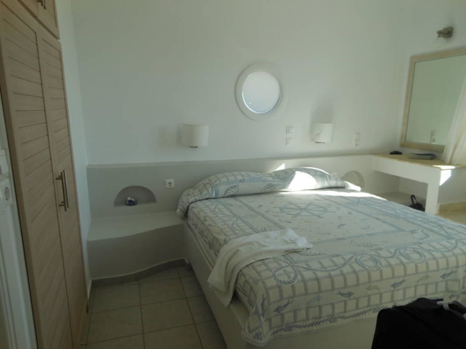 Mit rundem Fenster Hotel Porto Raphael