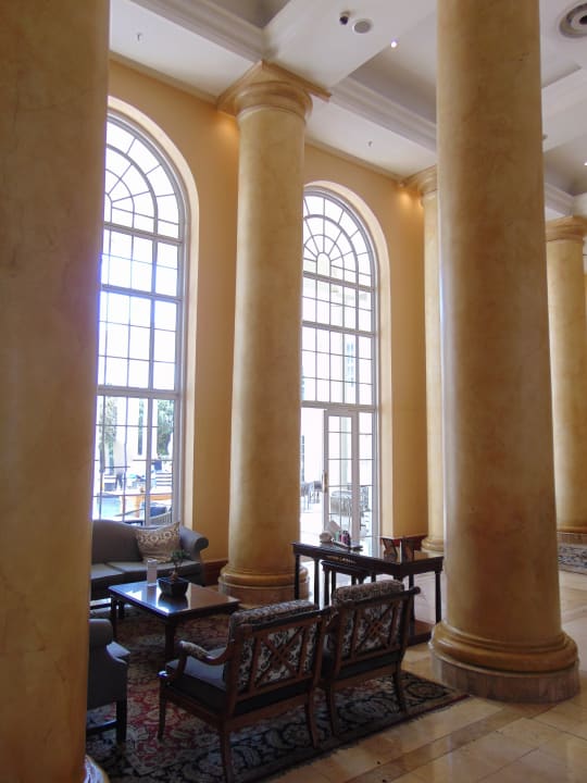 Lobby Hotel Southern Sun The Cullinan