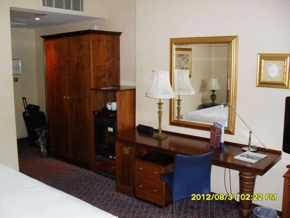 Blick ins Zimmer Hilton Edinburgh Carlton