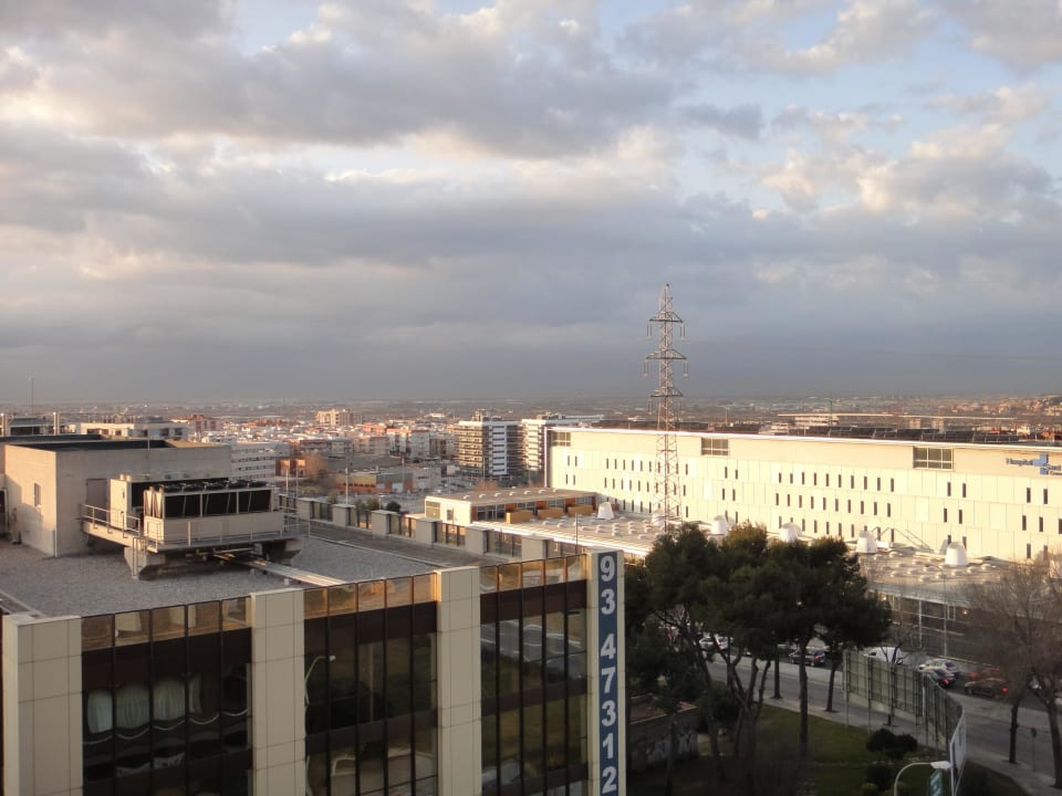 Ausblick bei Tag NH Barcelona Sant Just