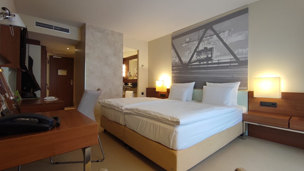 Zimmer Lindner Hotel Hamburg Am Michel, part of JdV by Hyatt