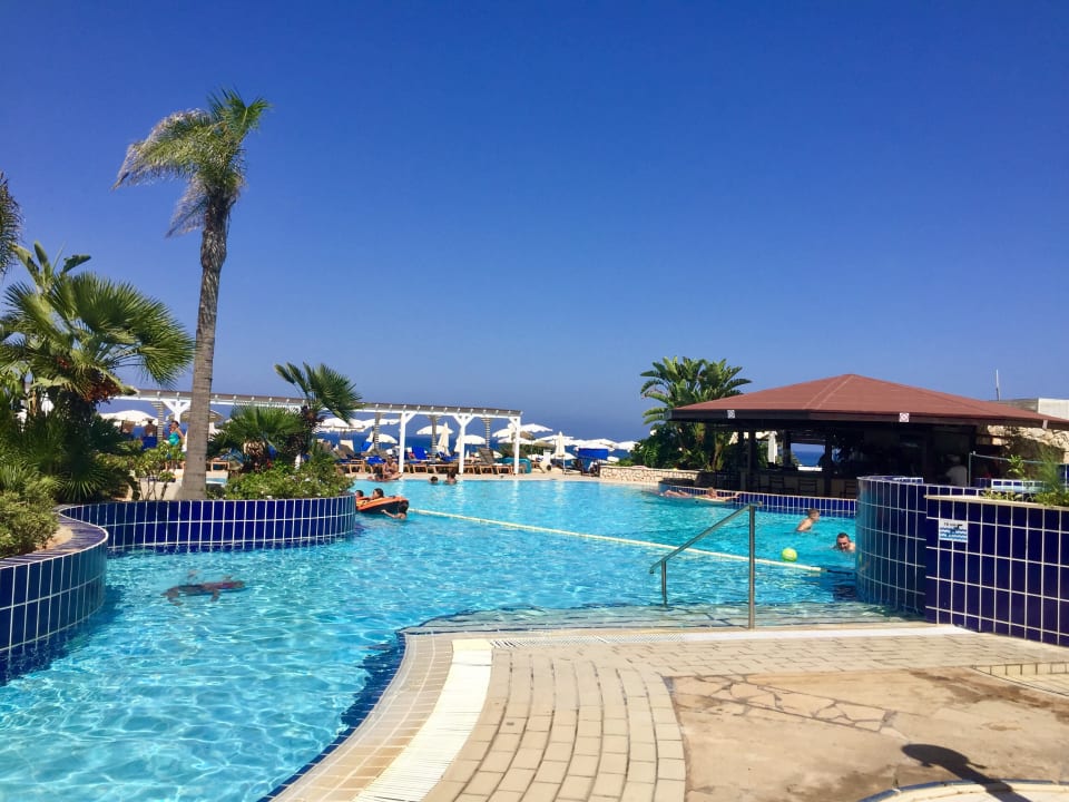 "Pool" Hotel Capo Bay (Protaras) • HolidayCheck (Südzypern | Zypern)