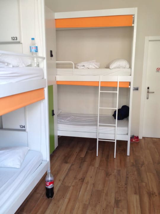 Zimmer Urban Youth Hostel