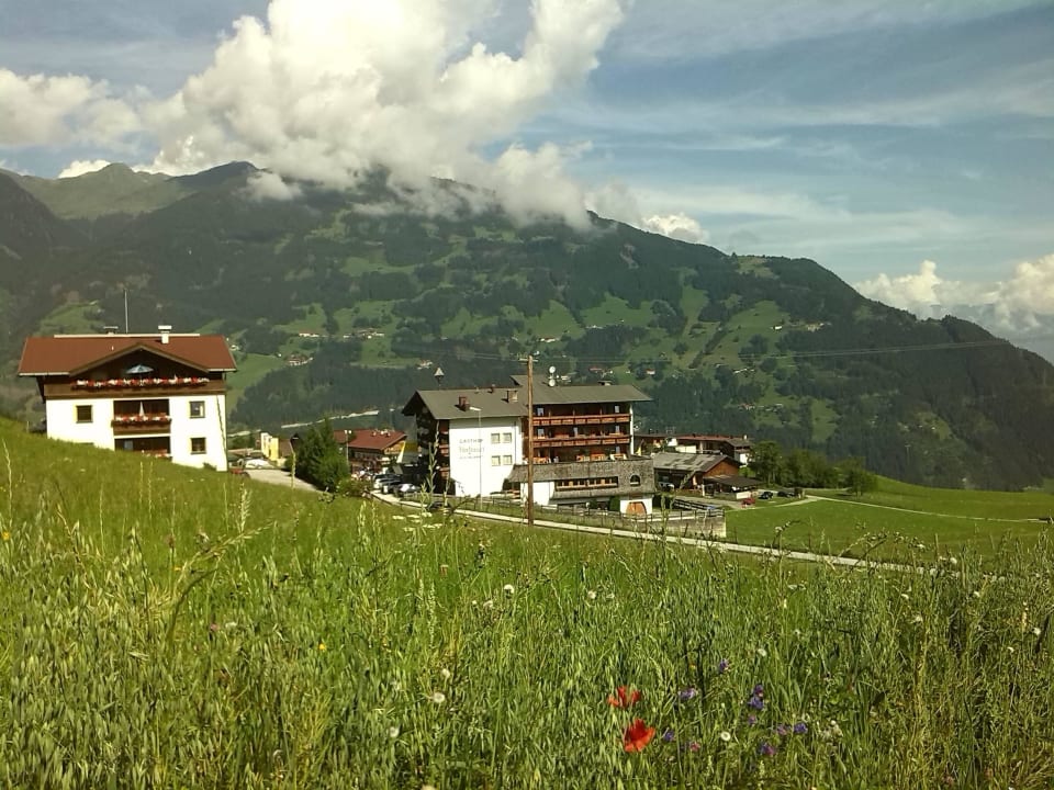 Uitzicht vanuit het hotel Hotel Jörglerhof